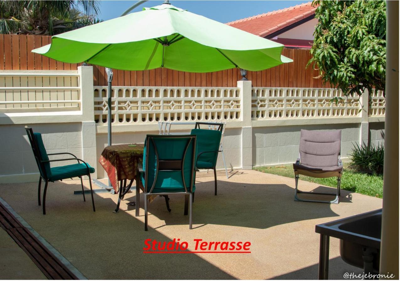 Residence Chez Nous Phuket Rawai Экстерьер фото